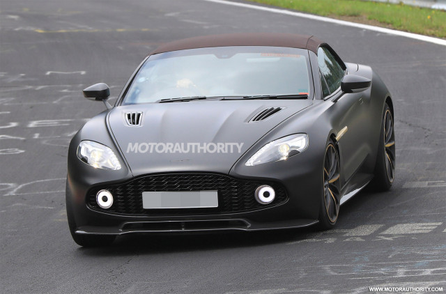 2018 Aston Martin Vanquish Zagato Volante spy shots - Image via S. Baldauf/SB-Medien