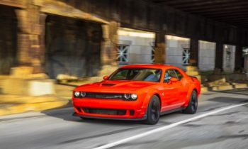 2018 Dodge Challenger SRT Hellcat Widebody: big looks, incremental improvements