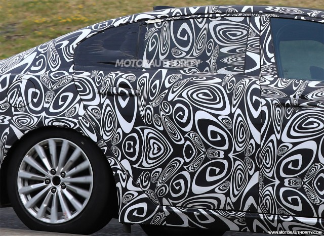 2018 Jaguar XEL spy shots - Image via S. Baldauf/SB-Medien 2018 Jaguar XEL spy shots - Image via S. Baldauf/SB-Medien