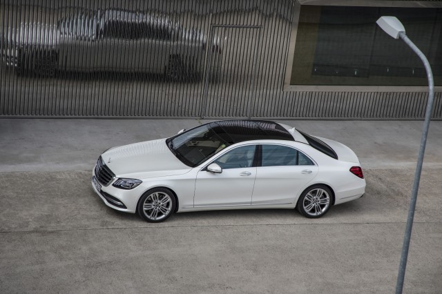 2018 Mercedes-Benz S560 4Matic
