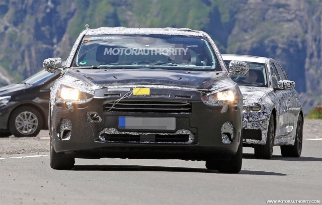 2019 Ford Focus Sedan spy shots - Image via S. Baldauf/SB-Medien