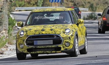 2019 Mini Hardtop 4 Door spy shots