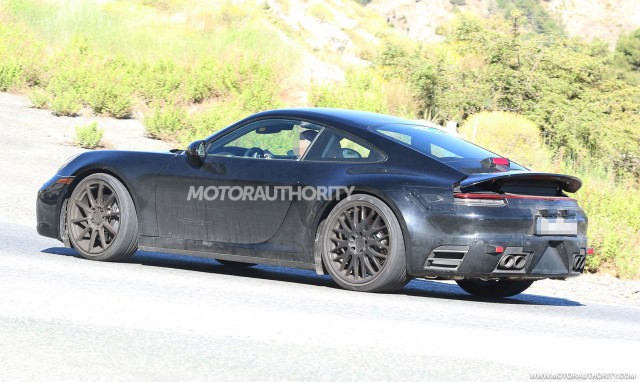 2019 Porsche 911 spy shots - Image via S. Baldauf/SB-Medien