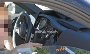 Next Porsche 911 to come with digital dash