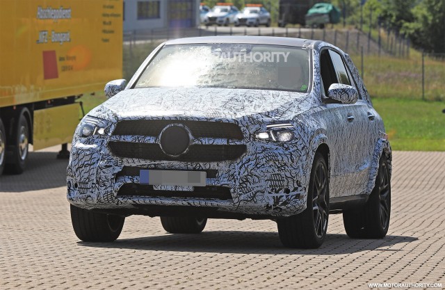 2020 Mercedes-AMG GLE63 spy shots - Image via S. Baldauf/SB-Medien