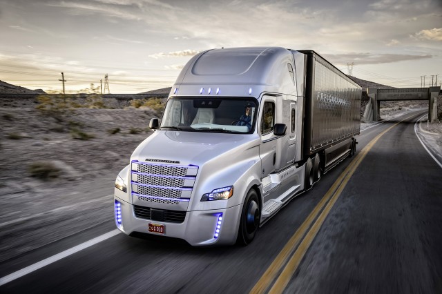 Freightliner Inspiration Truck self-driving truck concept Freightliner Inspiration Truck self-driving truck concept