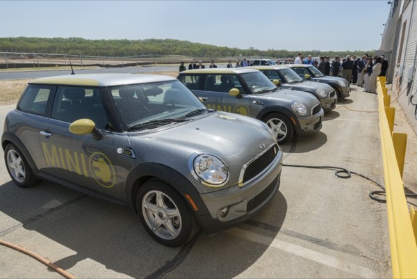 MINI E electric cars used in University of Delaware vehicle-to-grid test program