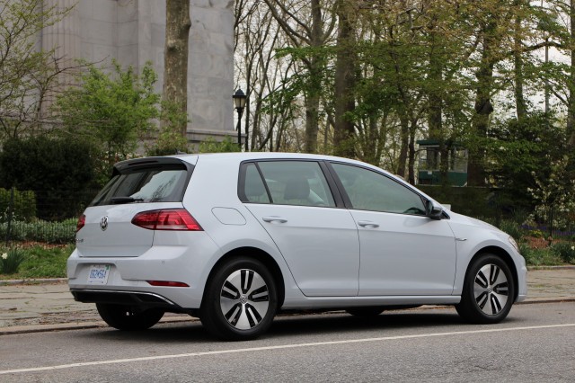 2017 Volkswagen e-Golf, first drive, New York City, April 2017