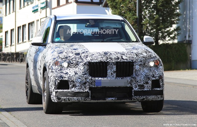 2019 BMW X5 M spy shots - Image via S. Baldauf/SB-Medien