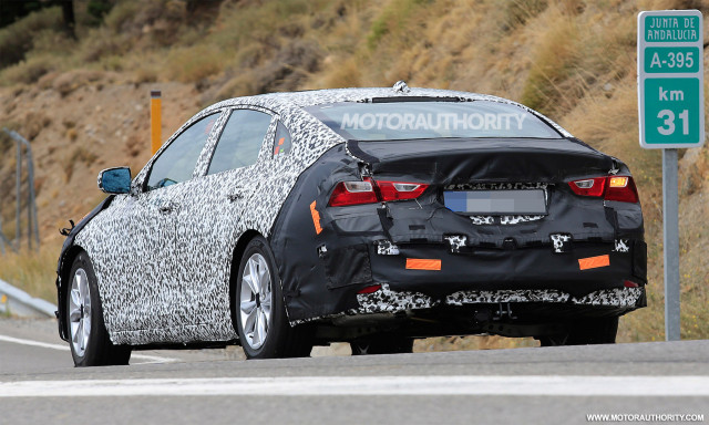 2019 Chevrolet Malibu facelift spy shots - Image via S. Baldauf/SB-Medien