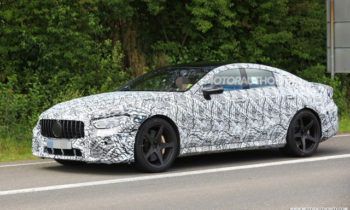 2019 Mercedes-AMG GT 4 spy shots and video