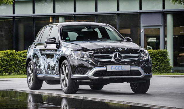 Mercedes-Benz GLC F-Cell EQ Power prototype