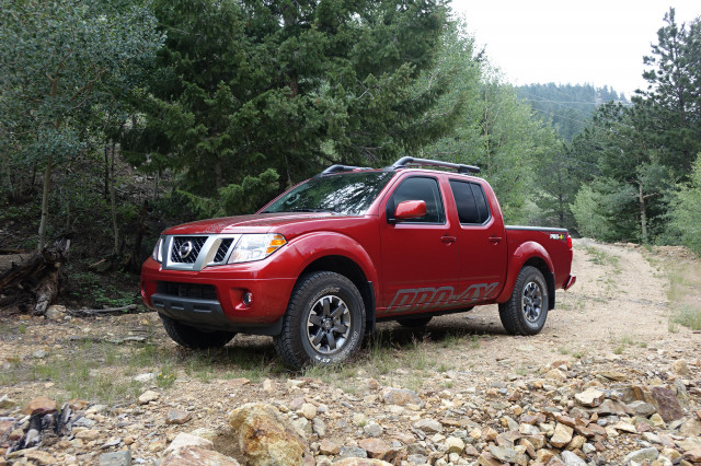 2017 Nissan Frontier Pro-4X off-road