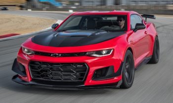 2018 Chevrolet Camaro ZL1 1LE Hot Lap! – 2017 Best Driver’s Car Contender