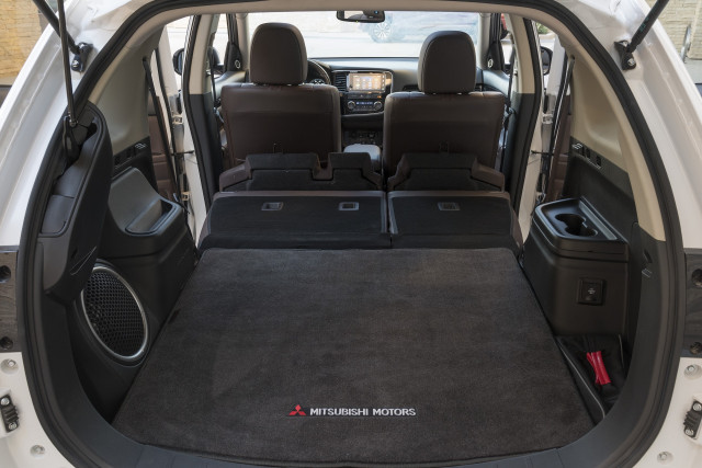 2018 Mitsubishi Outlander PHEV, Catalina Island, CA, Sep 2017