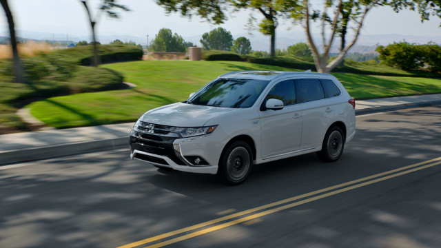 2018 Mitsubishi Outlander Plug-In Hybrid