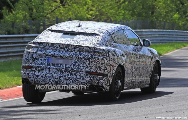 2019 Lamborghini Urus spy shots - Image via S. Baldauf/SB-Medien