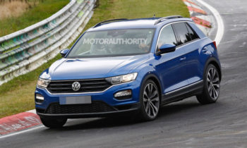 2018 Volkswagen T-Roc R spy shots