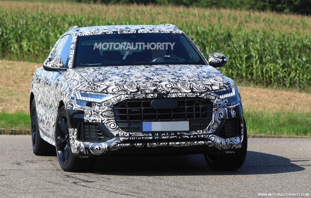 2020 Audi SQ8 spy shots - Image via S. Baldauf/SB-Medien