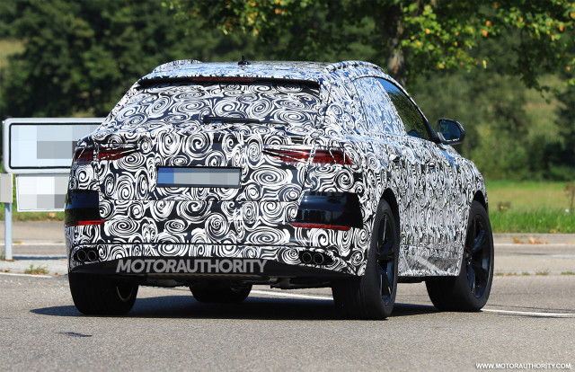 2020 Audi SQ8 spy shots - Image via S. Baldauf/SB-Medien