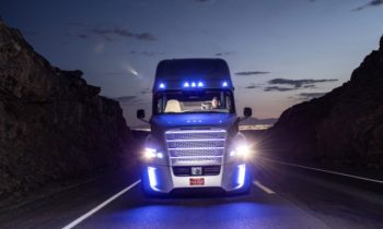 Freightliner to test automated "tailgating" technology on US roads