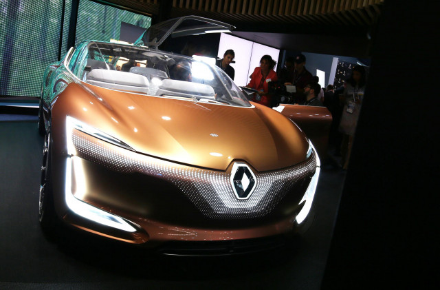 Renault Symbioz concept, 2017 Frankfurt Motor Show