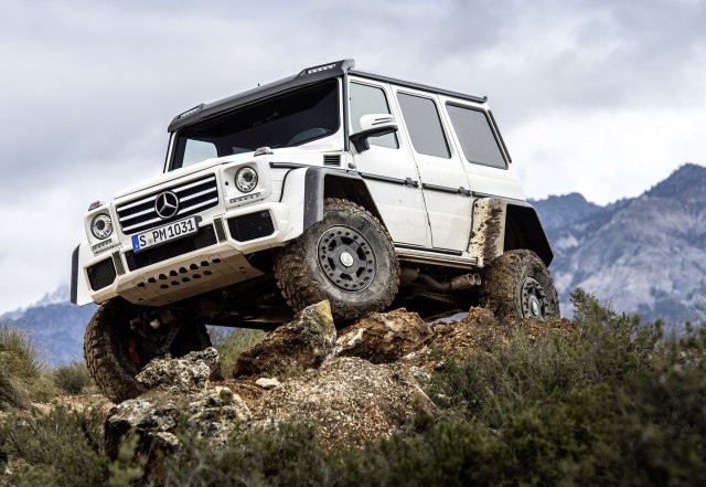 2017 Mercedes-Benz G550 4x4² (European spec)