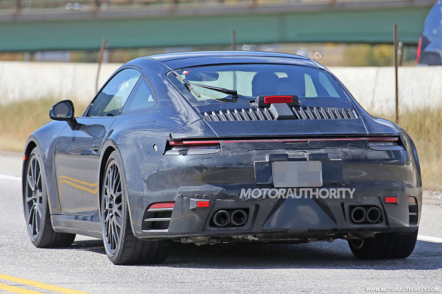 2019 Porsche 911 spy shots - Image via S. Baldauf/SB-Medien