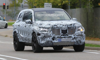 2020 Mercedes-Benz GLS spy shots