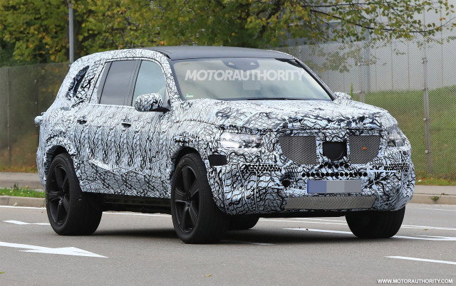 2020 Mercedes-Benz GLS spy shots - Image via S. Baldauf/SB-Medien