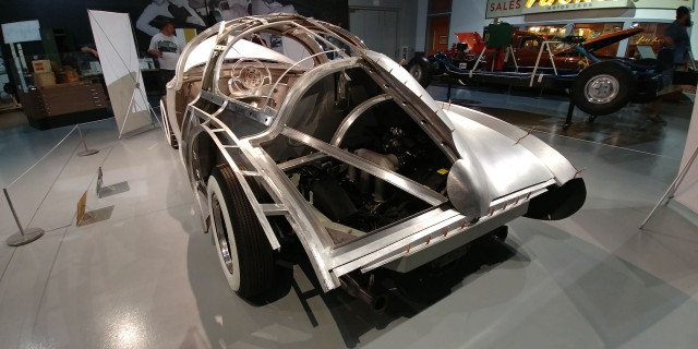 Air-cooled Porsche engine will be inserted to power the concept