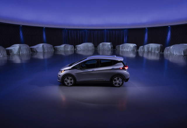 Chevrolet Bolt EV electric car with future GM electric and hydrogen fuel-cell vehicles, Oct 2017 