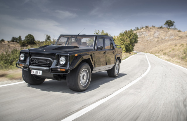 Lamborghini LM002