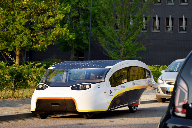 Stella Vie Dutch solar car winner in World Solar Challenge