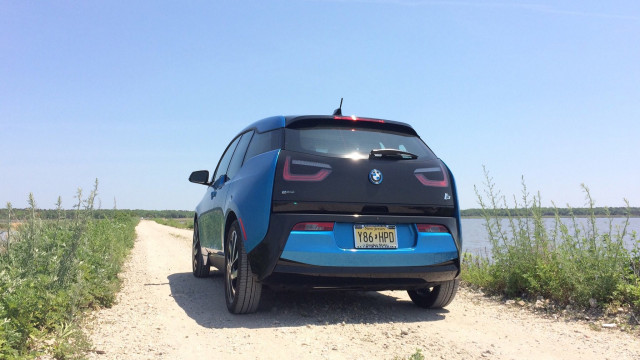 2017 BMW i3 REx range-extended electric car [photo: Chris Neff]