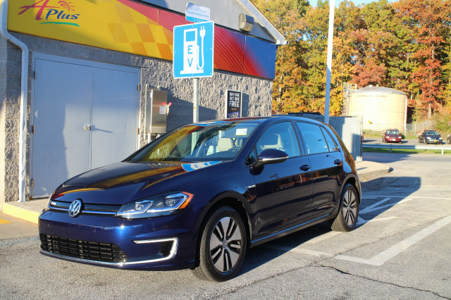 2017 Volkswagen e-Golf, Catskill Mountains, NY, Oct 2017