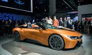 2019 BMW i8 Roadster revealed