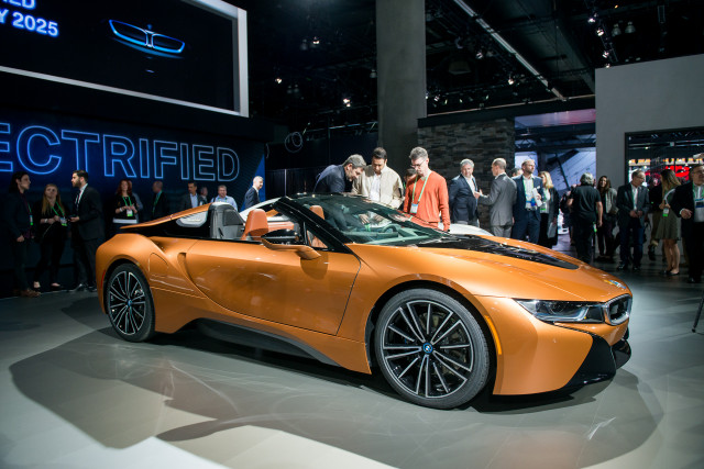 2019 BMW i8 Roadster, 2017 Los Angeles Auto Show