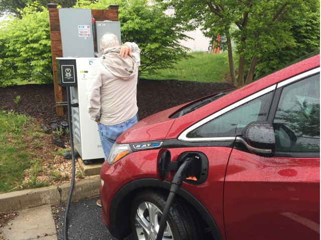 Driving a 2017 Chevrolet Bolt EV from Virginia to Missouri, June 2017 [photo: Bill Massmann]