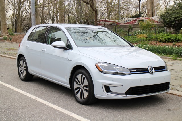 2017 Volkswagen e-Golf, first drive, New York City, April 2017