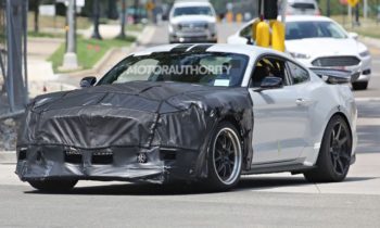 Ford Mustang Shelby GT500, hardcore Ferrari 488, Tesla Model S wagon: Car News Headlines