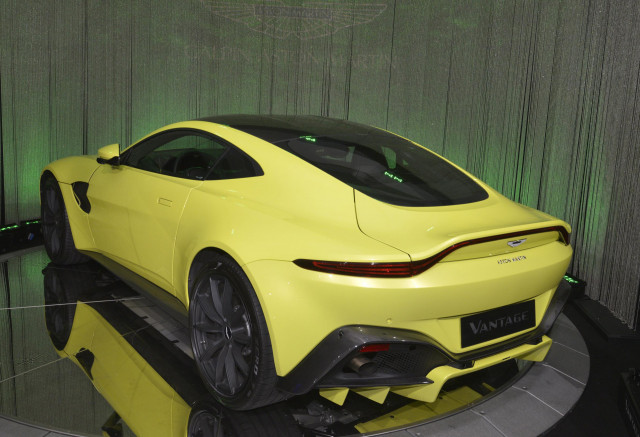 2019 Aston Martin Vantage, 2017 Los Angeles Auto Show
