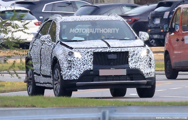 2019 Cadillac XT4 spy shots - Image via S. Baldauf/SB-Medien