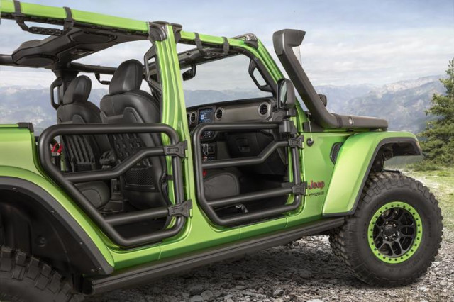 Mopar-modified Jeep Wrangler has two-inch round steel tube doors