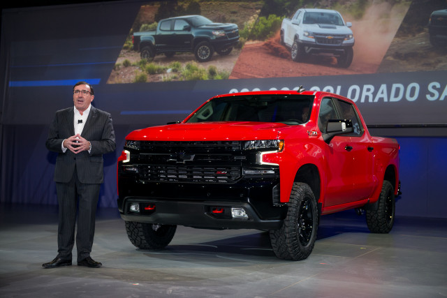 2019 Chevrolet Silverado, 2018 Detroit auto show