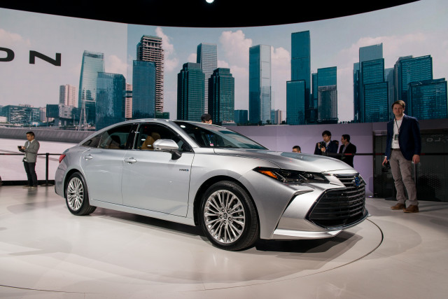 2019 Toyota Avalon, 2018 Detroit auto show