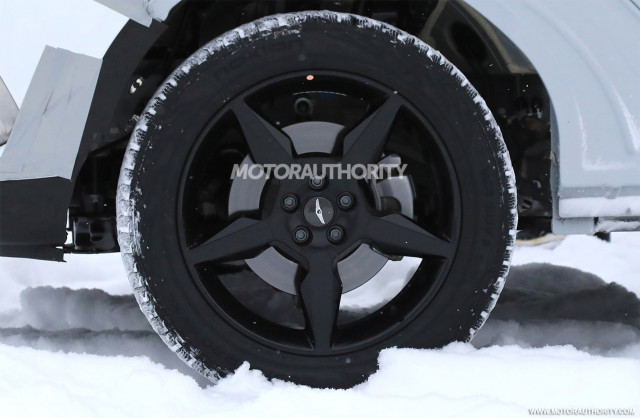 2020 Genesis GV80 test mule spy shots - Image via S. Baldauf/SB-Medien