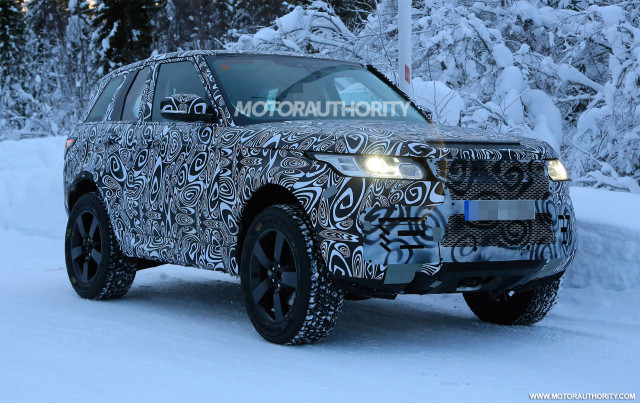 2020 Land Rover Defender test mule spy shots - Image via S. Baldauf/SB-Medien