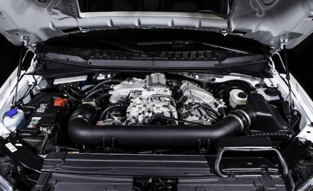 Achates 2.7-liter opposed-piston gasoline compression-igntion engine in Ford F-150 test pickup truck