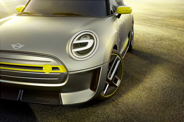 Mini Electric Concept rendering, 2017 Frankfurt auto show